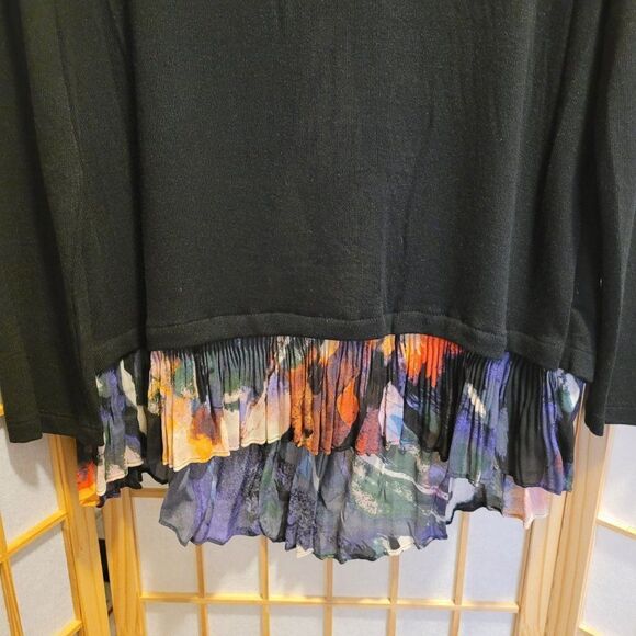 Melissa Paige Womens Pleated Bottom Tunic Top Blouse Shirt Sz M NWT - Picture 2 of 8